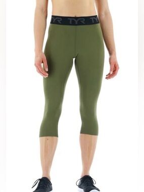 NWT TYR Solid Mid Rise Crop Leggings Olive Night Compression Capri Size Small